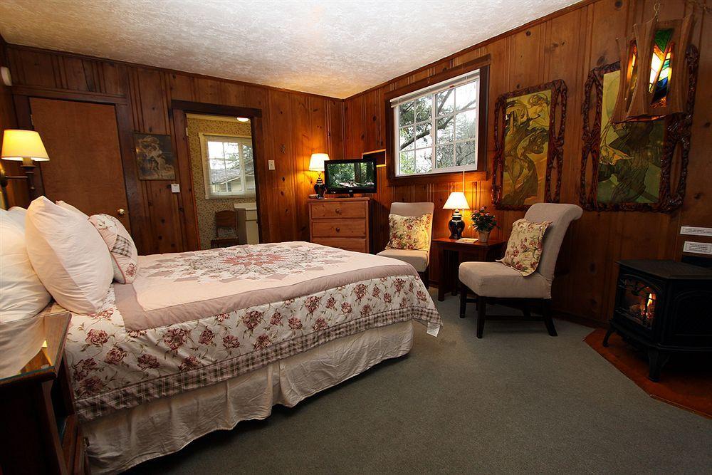 Fern Grove Cottages Guerneville Extérieur photo