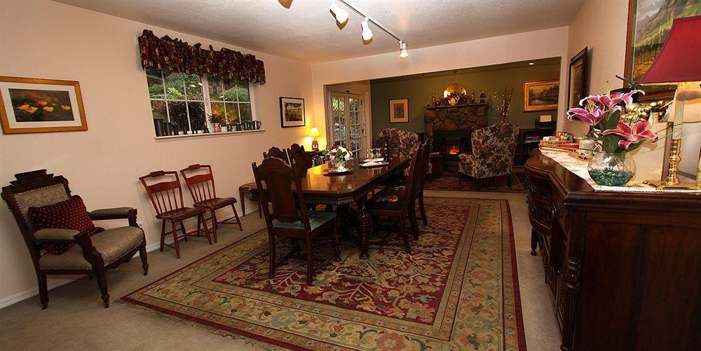 Fern Grove Cottages Guerneville Extérieur photo